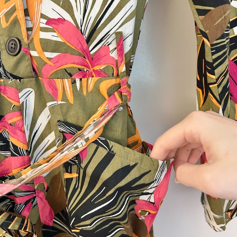 ASOS Long Sleeve Utility Tropical Print Jumpsuit Size 6 - Picture 5 of 6